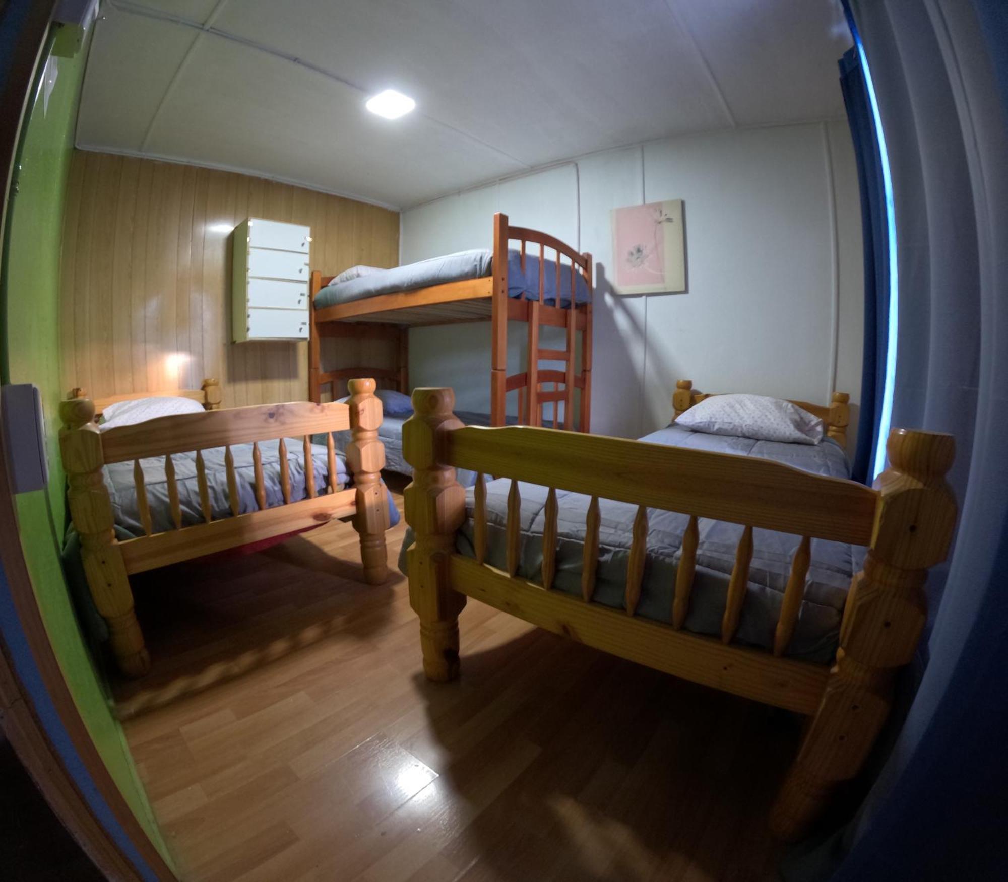 Hostel 53 Sur Puerto Natales Buitenkant foto