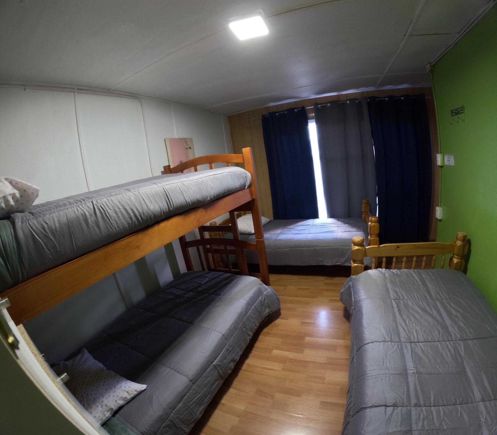 Hostel 53 Sur Puerto Natales Buitenkant foto
