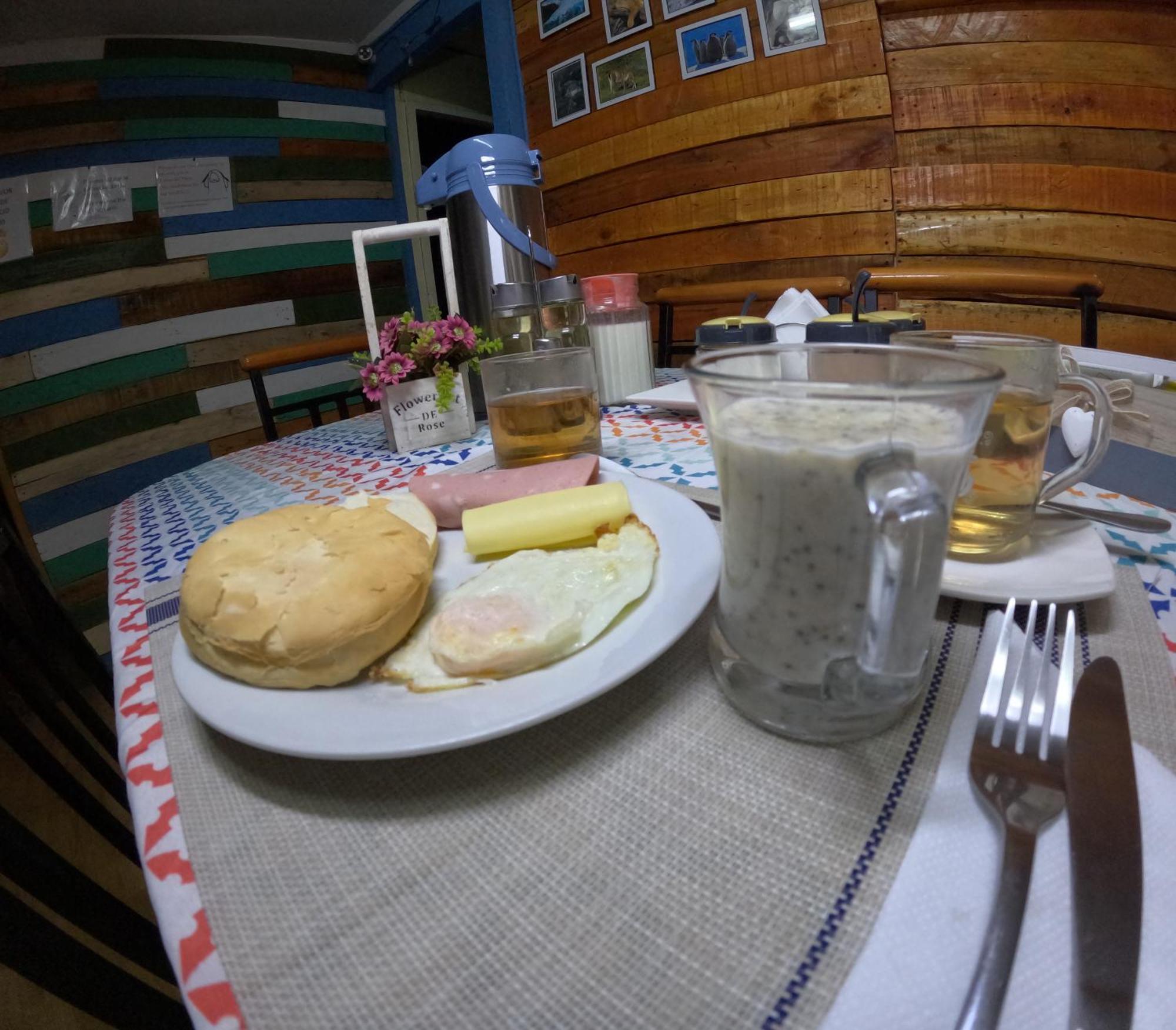 Hostel 53 Sur Puerto Natales Buitenkant foto